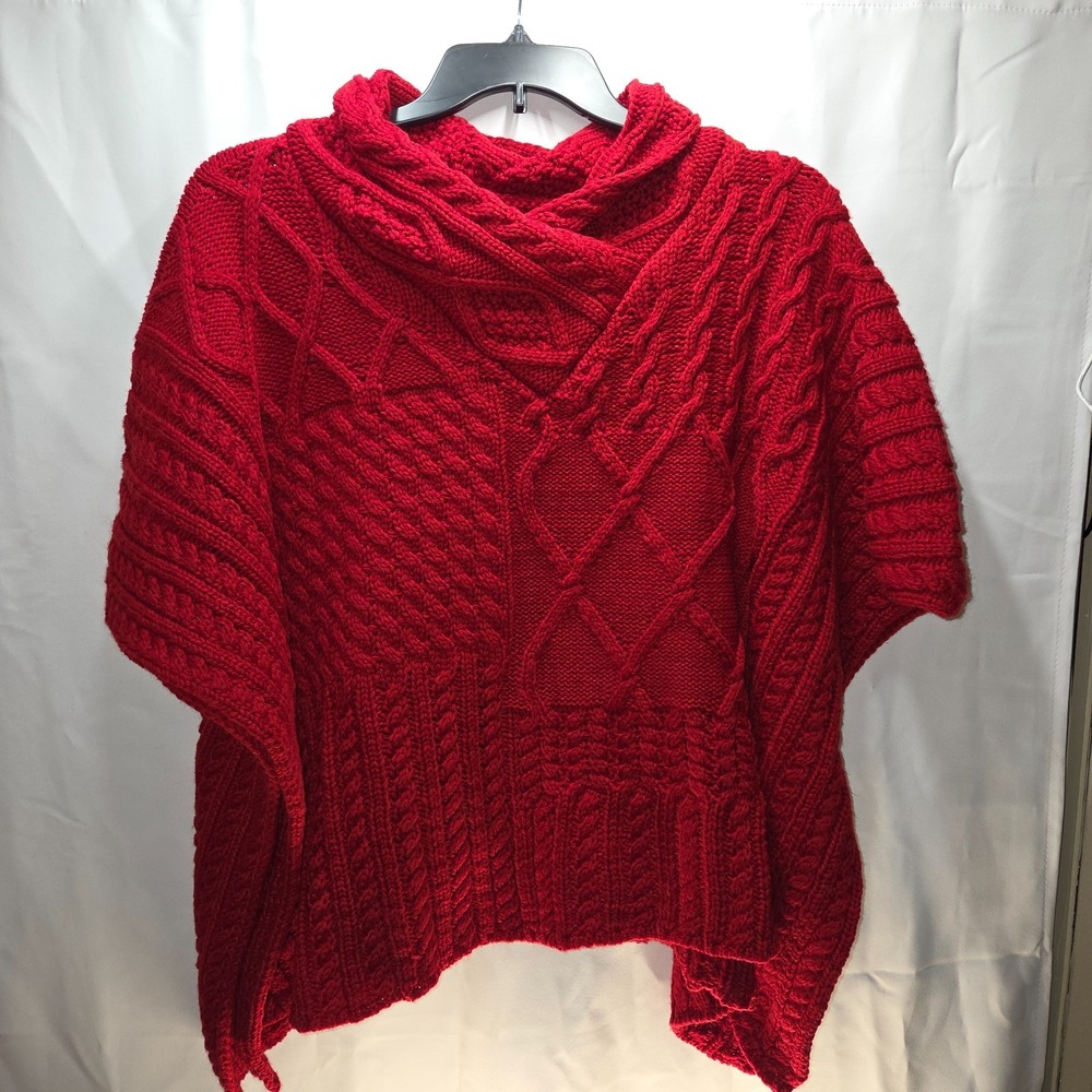 Chic Coco & Carmen Red‎ Cable Knit Poncho Sweater One Size Wrap